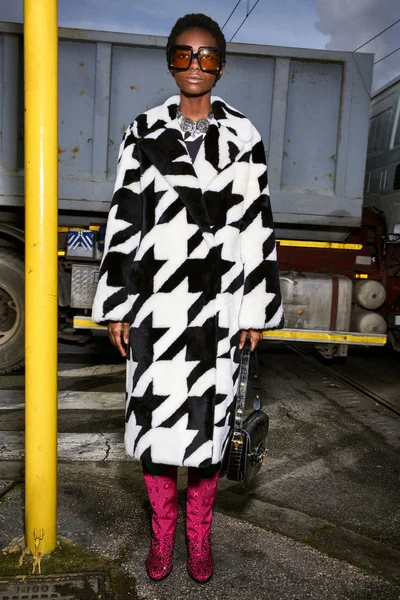 Look 5